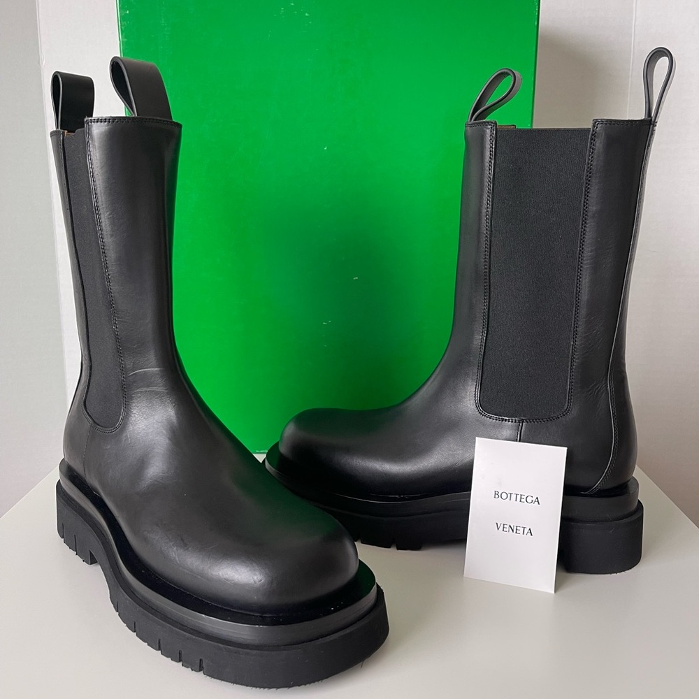 NIB Bottega Veneta Men’s Lug Leather Boots